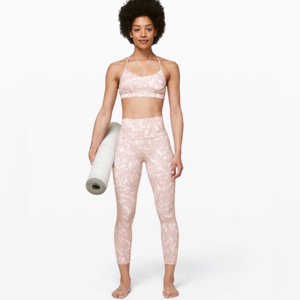 Lululemon Athletica Wunder under high rise tight 
Size 4